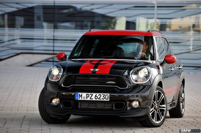 MINI-Countryman-JCW-90