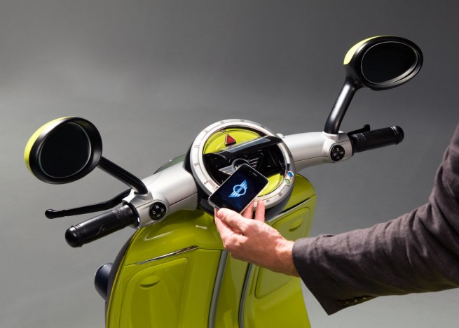 P90066553 Editorial: MINI Embraces a Two Wheeled Future