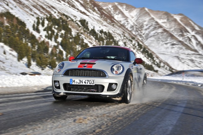 MINI JCW Coupe-3