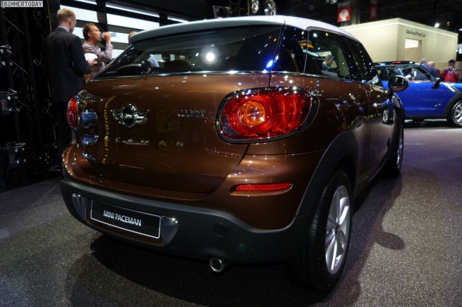 MINI-Paceman-R61-Blazing-Red-Paris-Autosaoln-2012-07