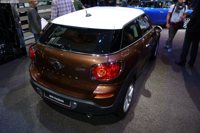 MINI-Paceman-R61-Blazing-Red-Paris-Autosaoln-2012-09
