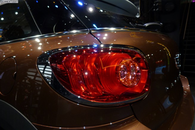MINI-Paceman-R61-Blazing-Red-Paris-Autosaoln-2012-10