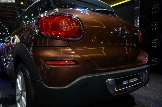 MINI-Paceman-R61-Blazing-Red-Paris-Autosaoln-2012-12