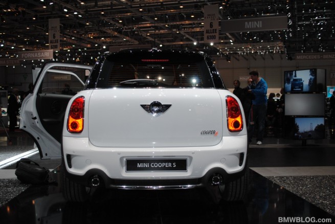 MINI-countryman-geneva-30