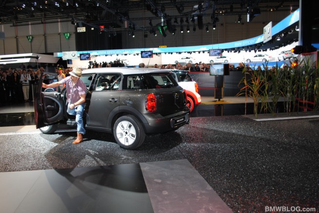 MINI-countryman-geneva-4