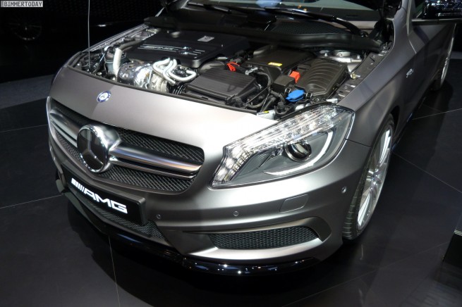 Mercedes-Benz-A45-AMG-A-Klasse-Autosalon-Genf-2013-LIVE-03