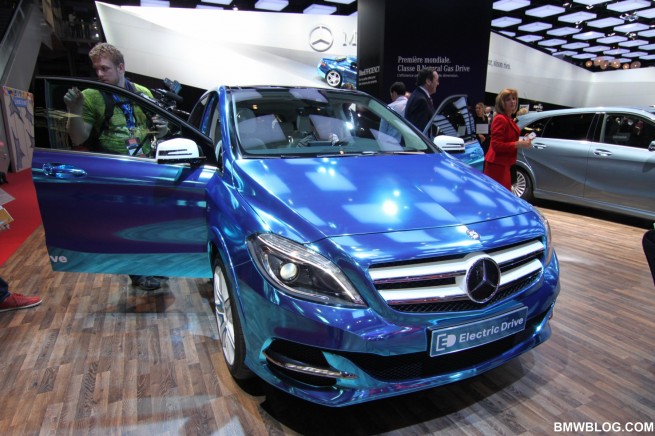 Mercedes-Benz-Paris-201203