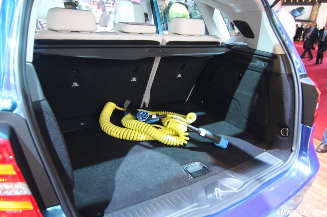 Mercedes-Benz-Paris-201215