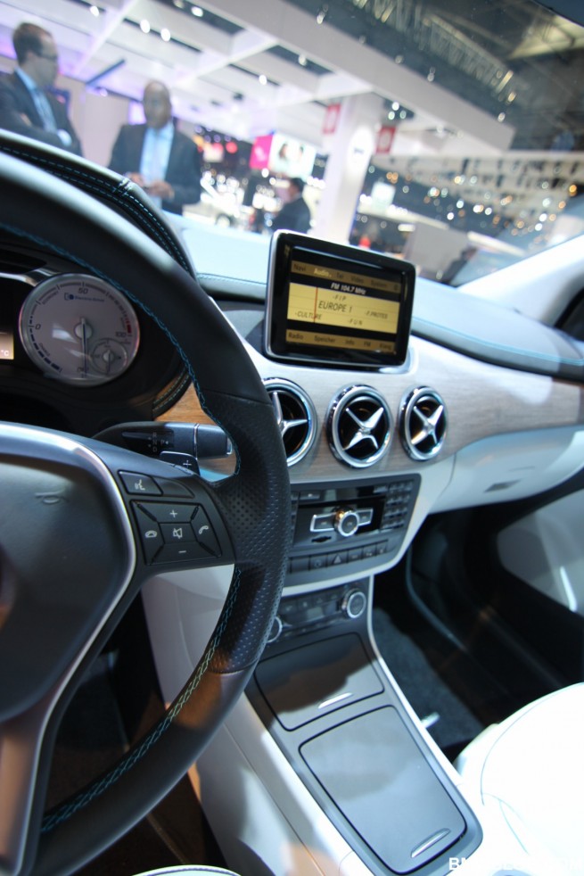 Mercedes-Benz-Paris-201221