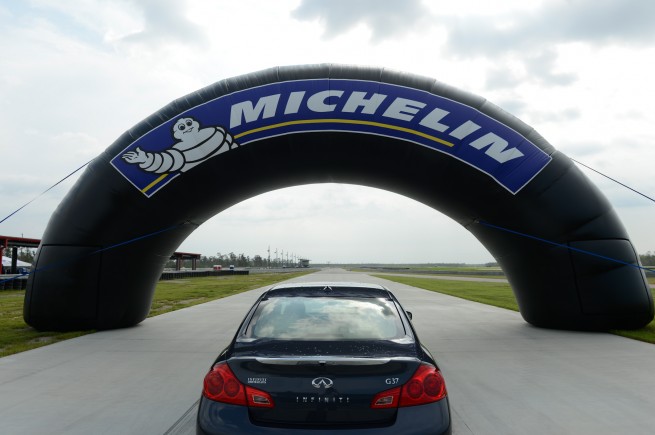 BMWBLOG Tests Michelins New Category Defying Rubber: Pilot Sport A/S 3 Photo BMWBLOG Tests Michelins New Category Defying Rubber: Pilot Sport A/S 3