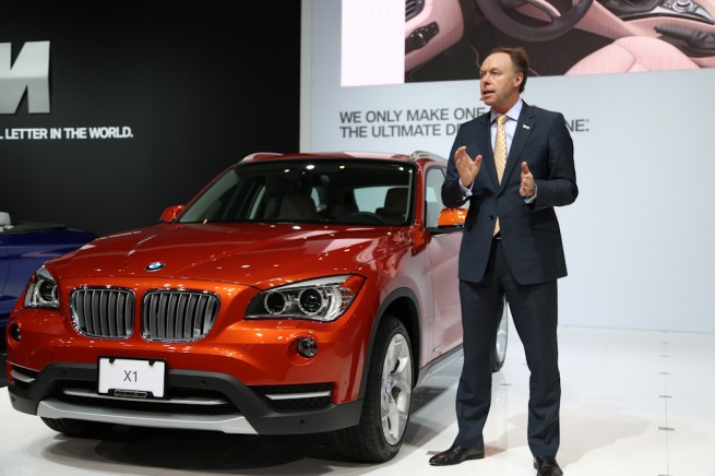 NYIAS 2012: Valencia Orange X1 Twists 1M owners Faces Photo NYIAS 2012: Valencia Orange X1 Twists 1M owners Faces