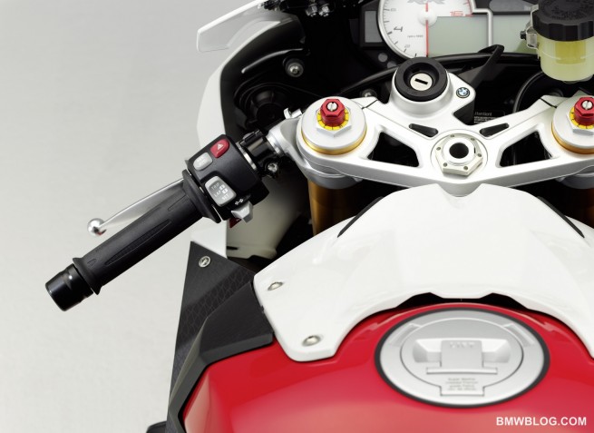 New-BMW-S1000-RR-133