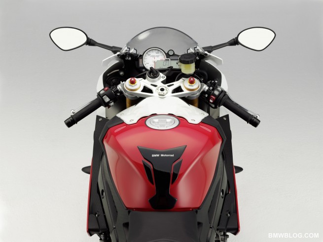 New-BMW-S1000-RR-136