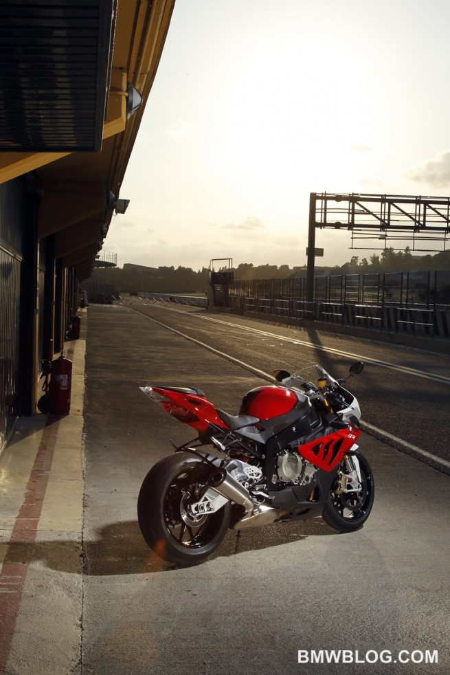 New-BMW-S1000-RR-36