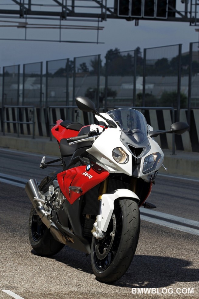 New-BMW-S1000-RR-45
