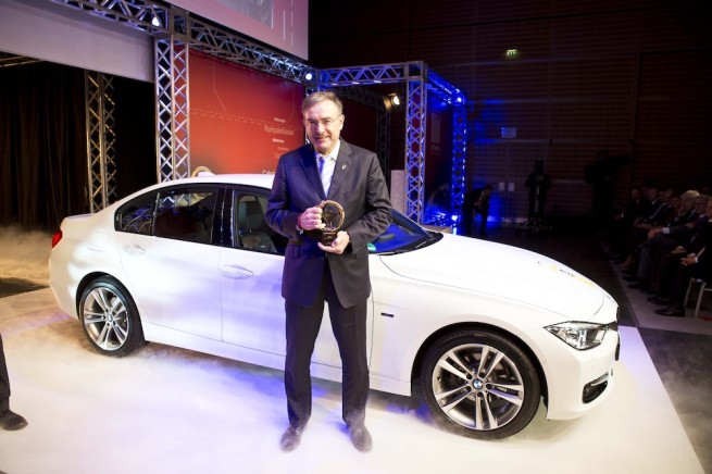 P90107817 F30 BMW 3 Series wins 2012 Golden Steering Wheel award