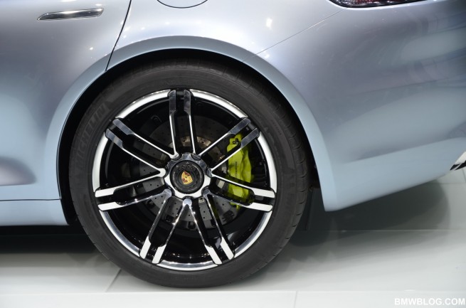 Porsche-Panamera-Sport-Turismo-06