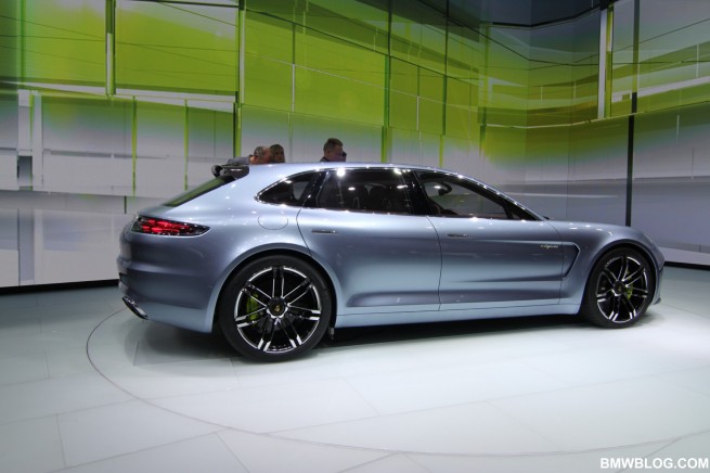 Porsche-Panamera-Sport-Turismo-25