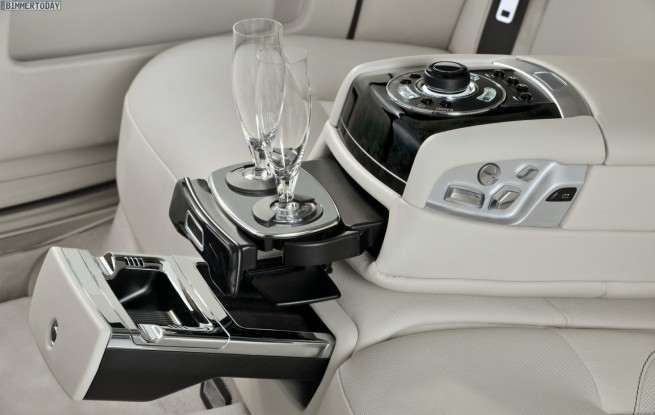 Rolls-Royce-Ghost-Langversion-Extended-Wheelbase-06