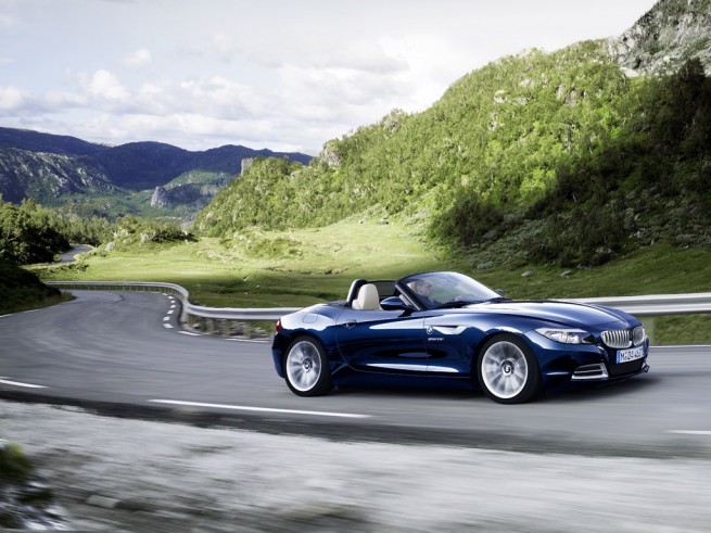 Heels on Wheels: Who said all 300 horses were male?
