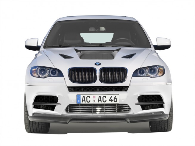 Weiss_frontal_Motorhutze_Bonnet_Vents_Grill_Frontspoiler_300
