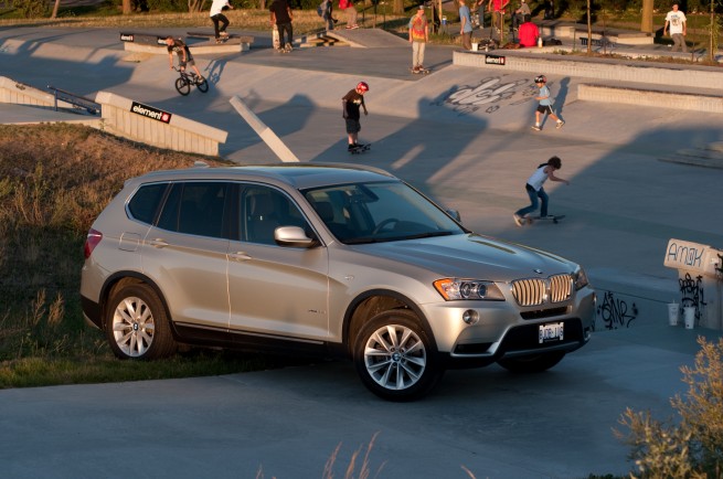 BMWBLOG Drive Review: 2011 BMW X3   Newfound Lines with a Dash of All Grown Up