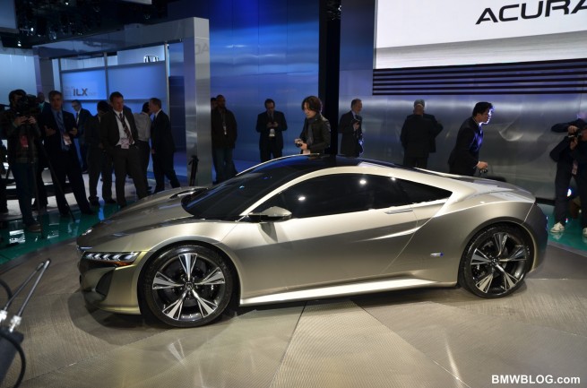 acura-nsx-detroit-03