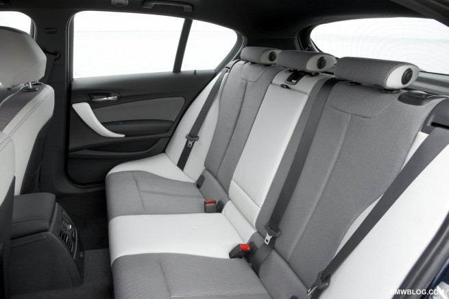bmw-1-series-urban-line-interior-03