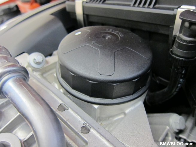 bmw-1m-oil-change-12