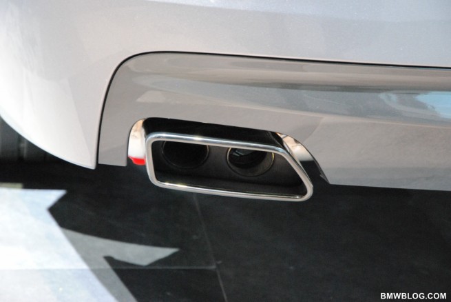 bmw-2011-detroit-auto-show-23