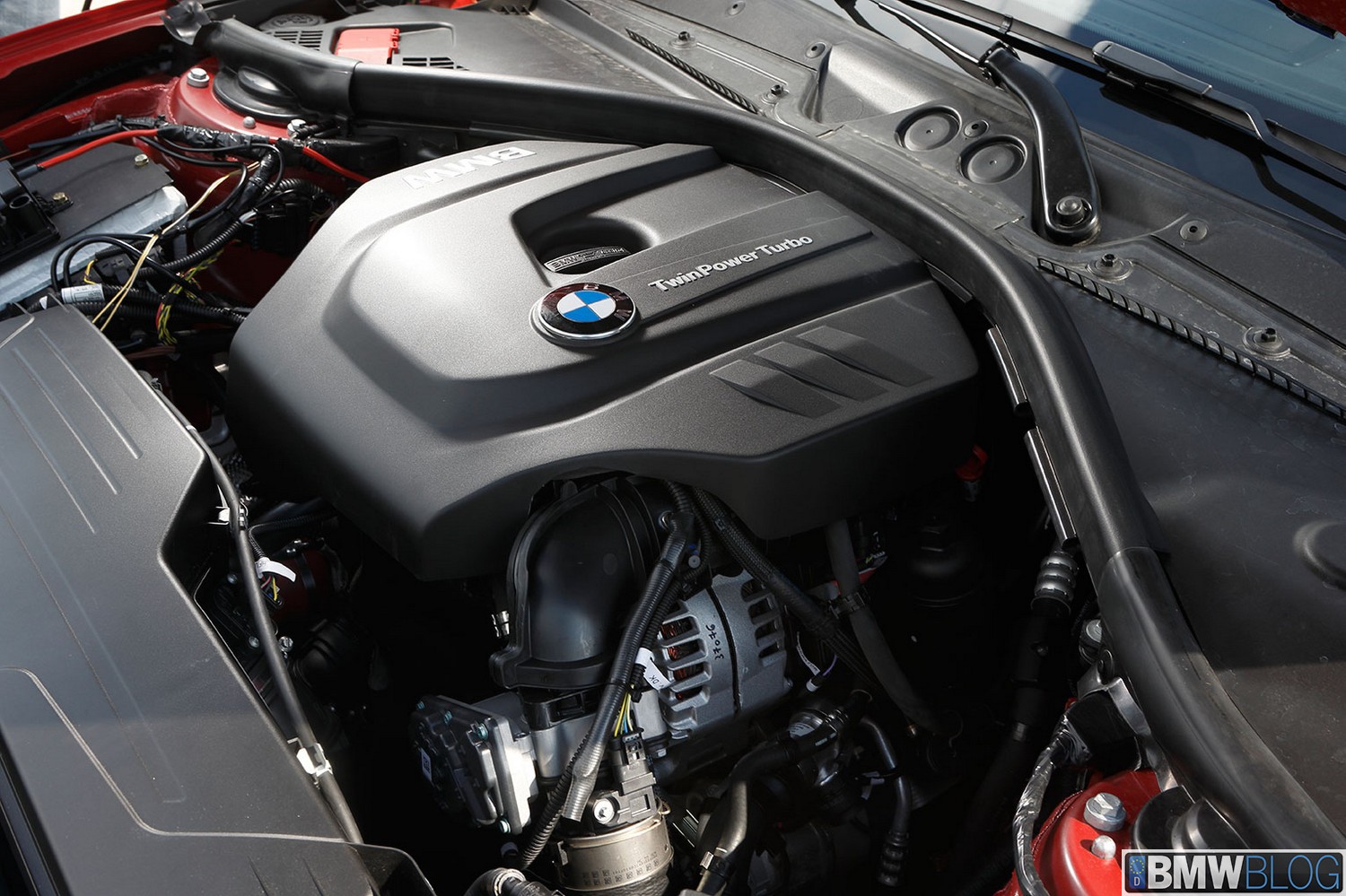 BMW unveils new 3cylinder 1.5 liter diesel and petrol engines