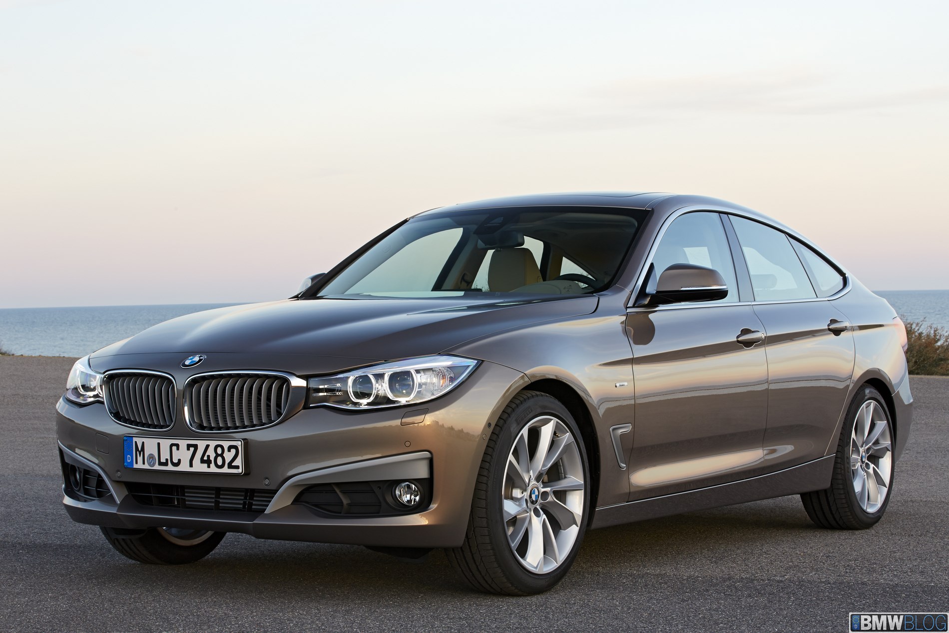 bmw-3-series-gran-turismo-17.jpg