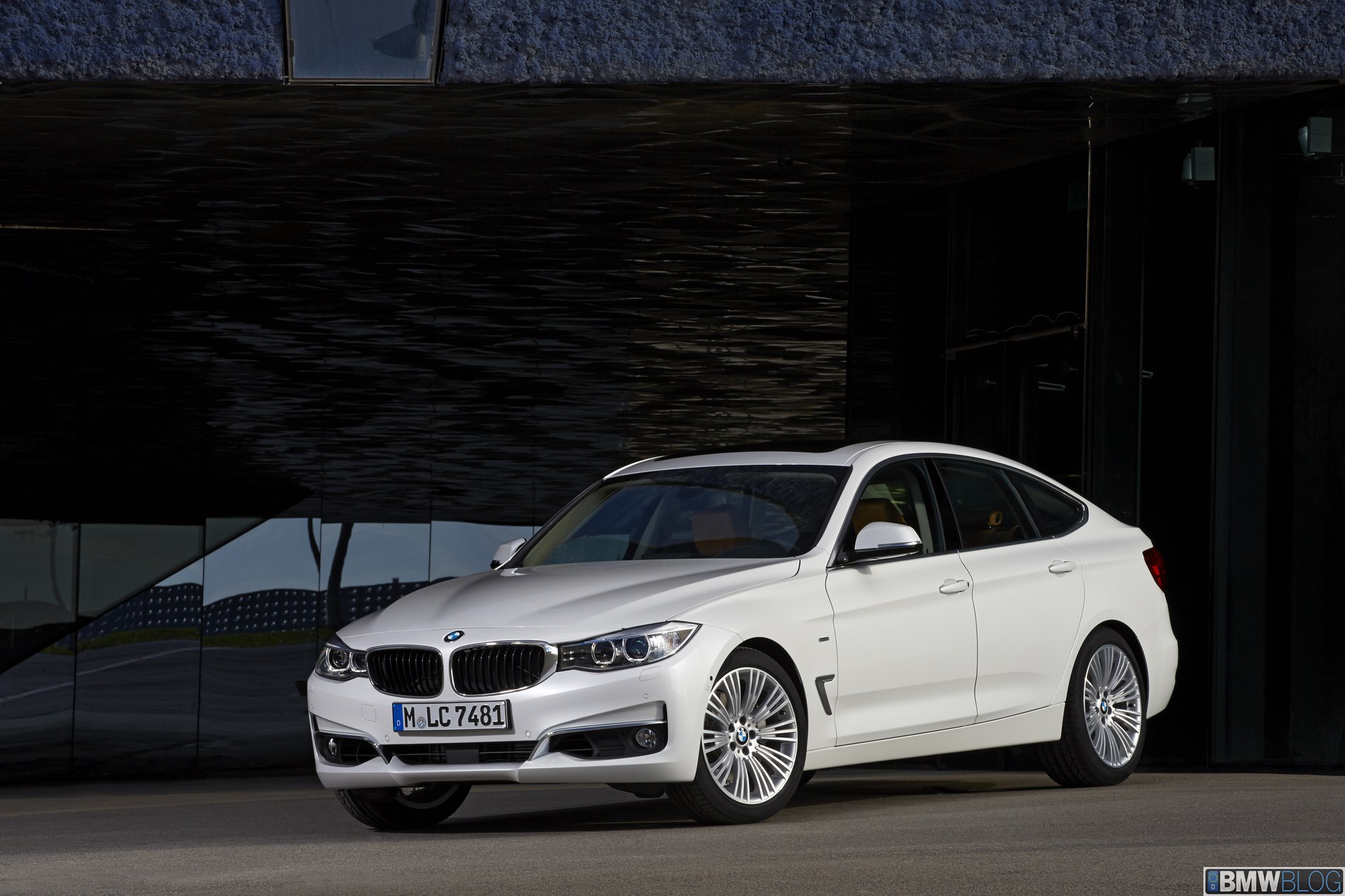 bmw-3-series-gran-turismo-18.jpg