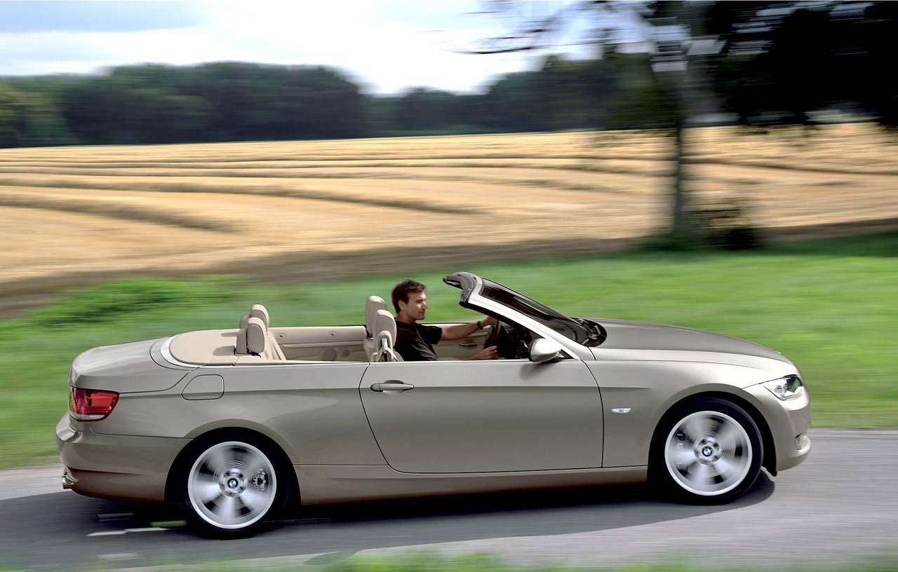 Bmw 335i convertible vs infiniti g37 convertible #5
