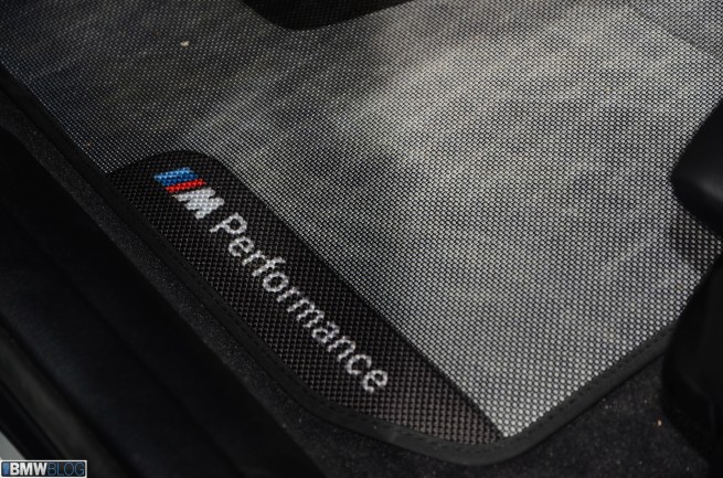 bmw-335i-m-performance-interior-09