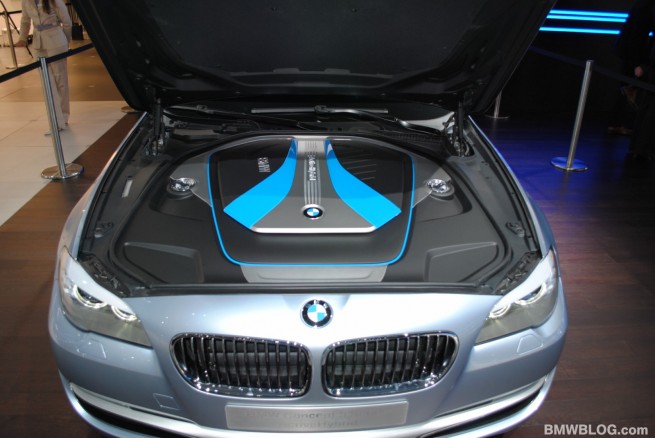 bmw-5-series-hybrid-geneva-44