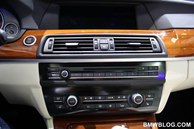 bmw-5-series-touring-individual-43