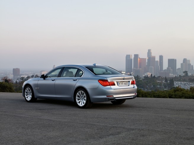 bmw-7-series-hybrid-17