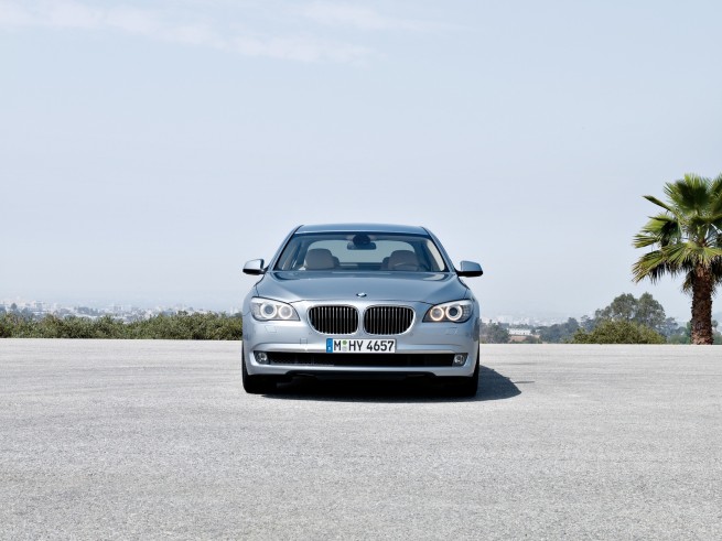 bmw-7-series-hybrid-2