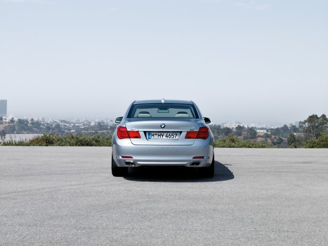 bmw-7-series-hybrid-3