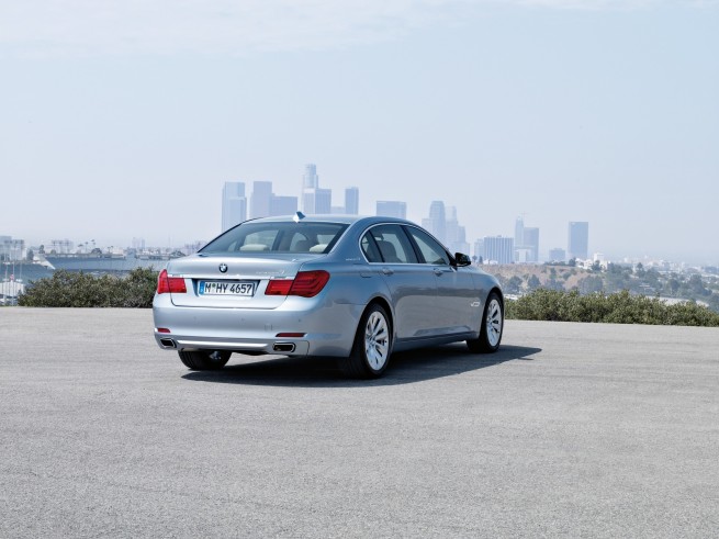 bmw-7-series-hybrid-4
