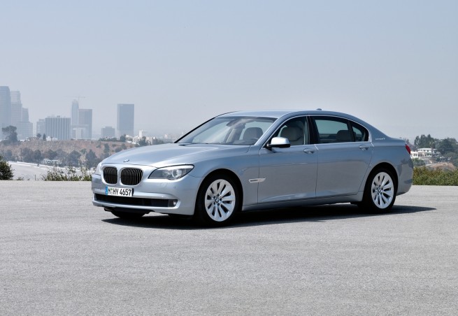 bmw-7-series-hybrid-8