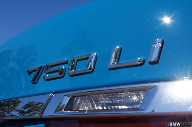 bmw-7-series-laguna-seca-blue-70
