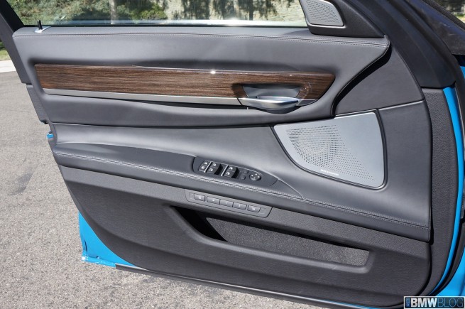 bmw-7-series-laguna-seca-blue-83