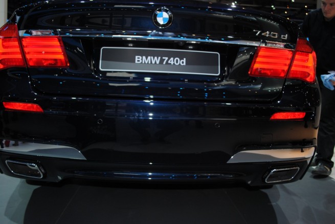 bmw-740d-m-sport-package-[2]
