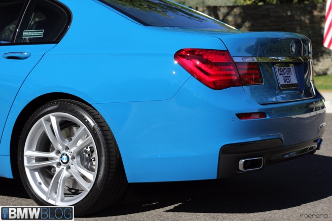bmw-750-laguna-seca-blue-24