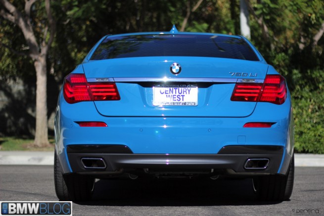 bmw-750-laguna-seca-blue-26