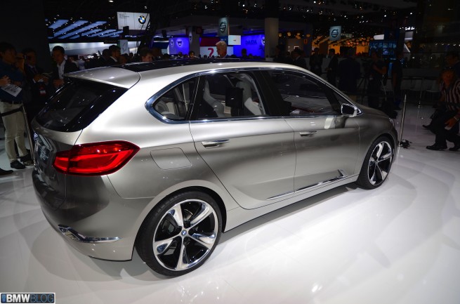 bmw-active-tourer-paris-2012-07