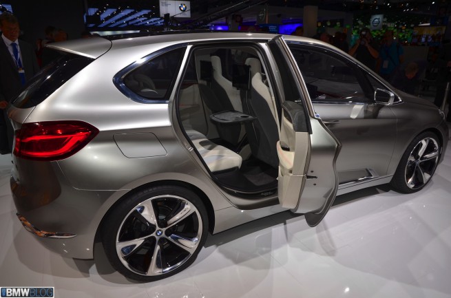 bmw-active-tourer-paris-2012-21