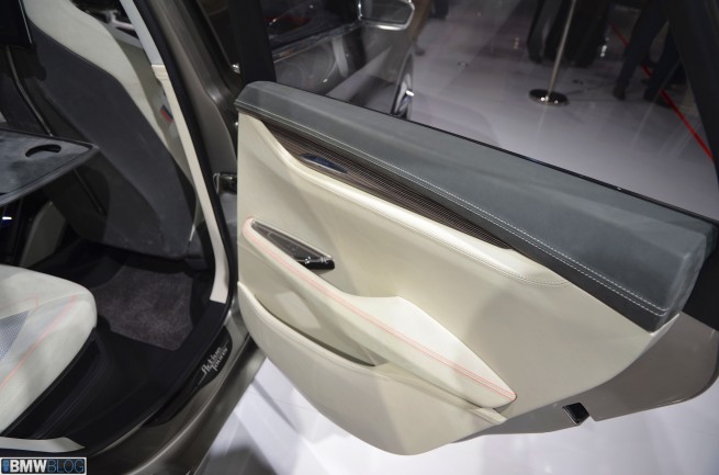 bmw-active-tourer-paris-2012-23